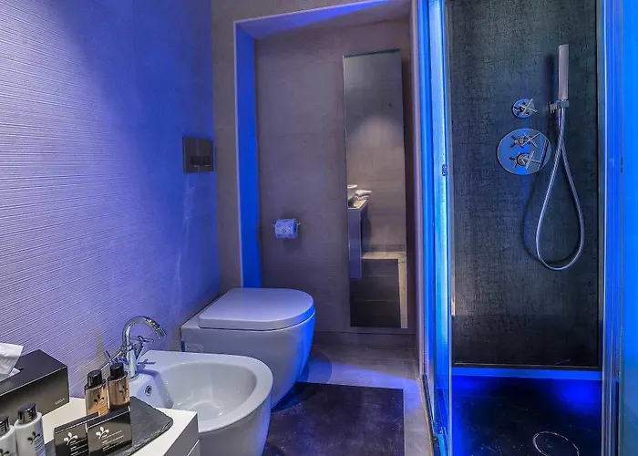 לינה וארוחת בוקר Barberini Luxury 3*